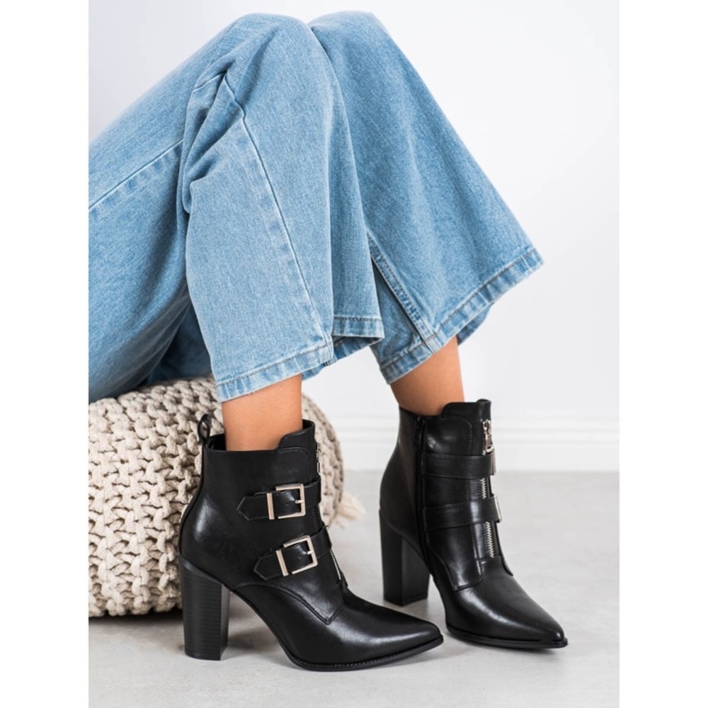 WINDSOR SMITH Black Leather Buckle High Heeled Ankle Boots - Picture 2 of 9